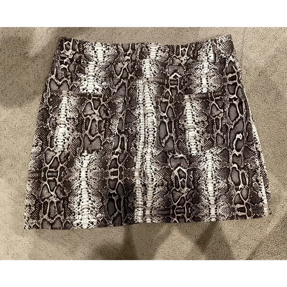 Topshop Moto Brown Snake Print Denim Mini Skirt, size 8